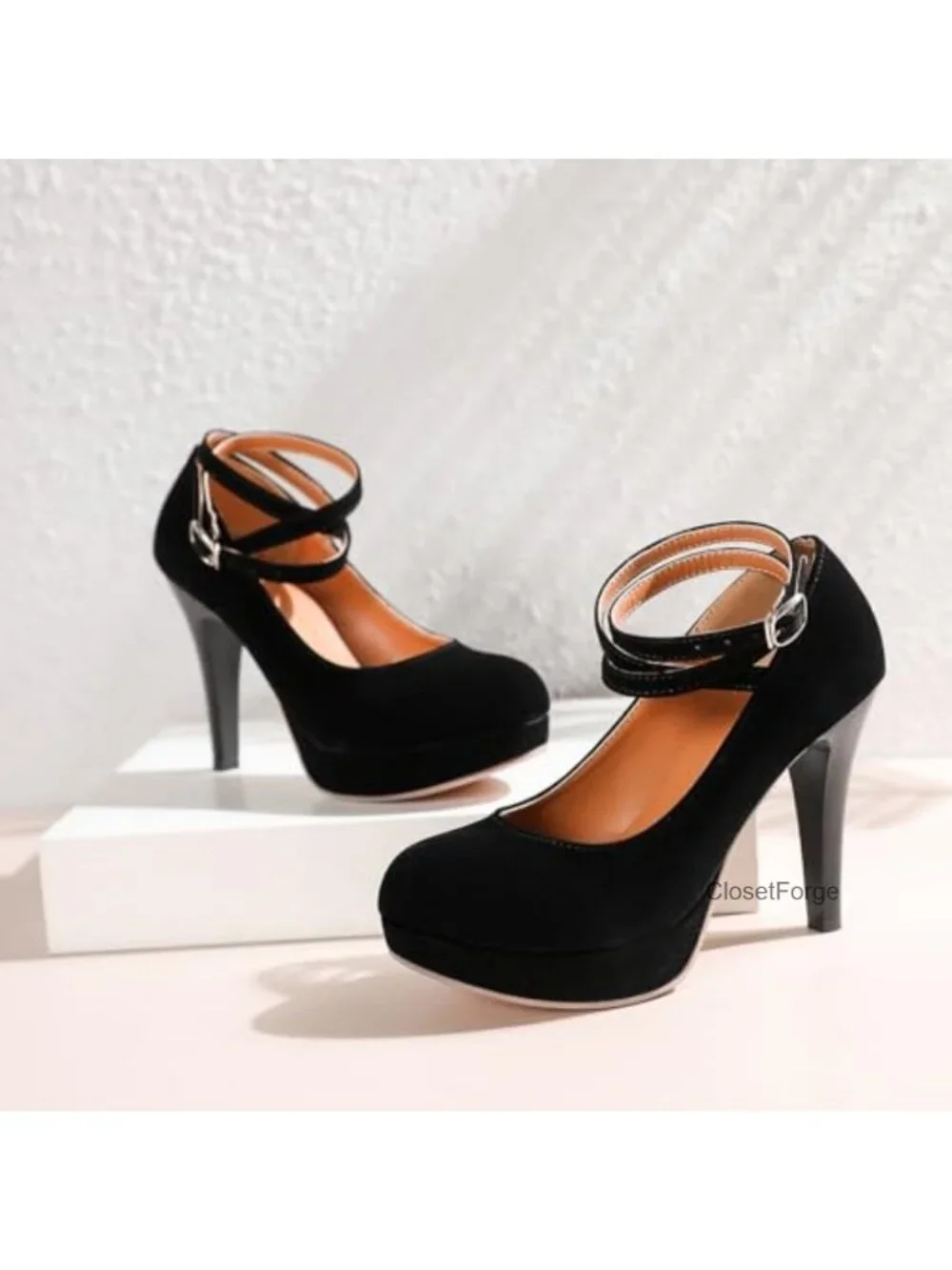 Vintage Women's Platform Pumps with Ankle Strap, 4 Inch High Heel, Faux
